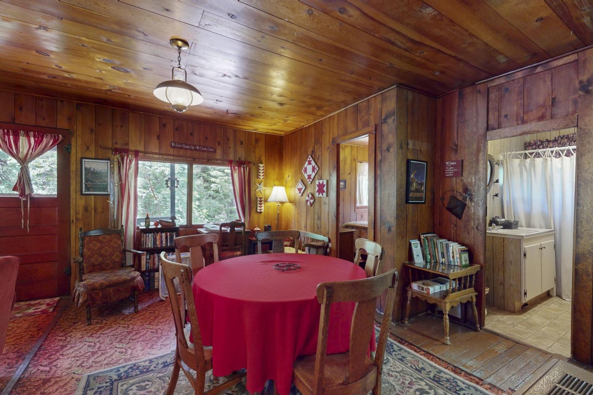 Pine Cone Cottage Joseph Eksteriør billede